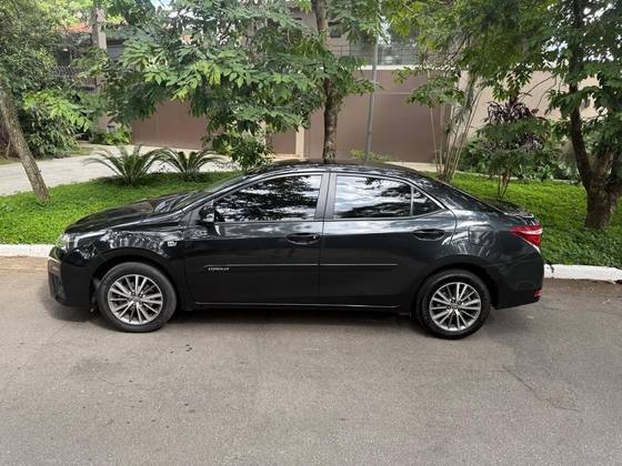 TOYOTA COROLLA 1.8 GLI 16V FLEX 4P AUTOMÁTICO TOYOTA COROLLA 1.8 GLI 16V FLEX 4P AUTOMÁTICO